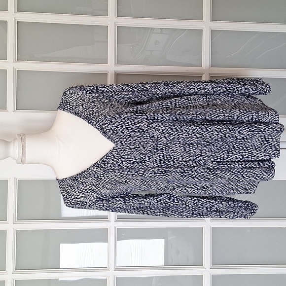 Two by Vince Camuto V-Neck Casual Blouse - Picture 1 of 15
